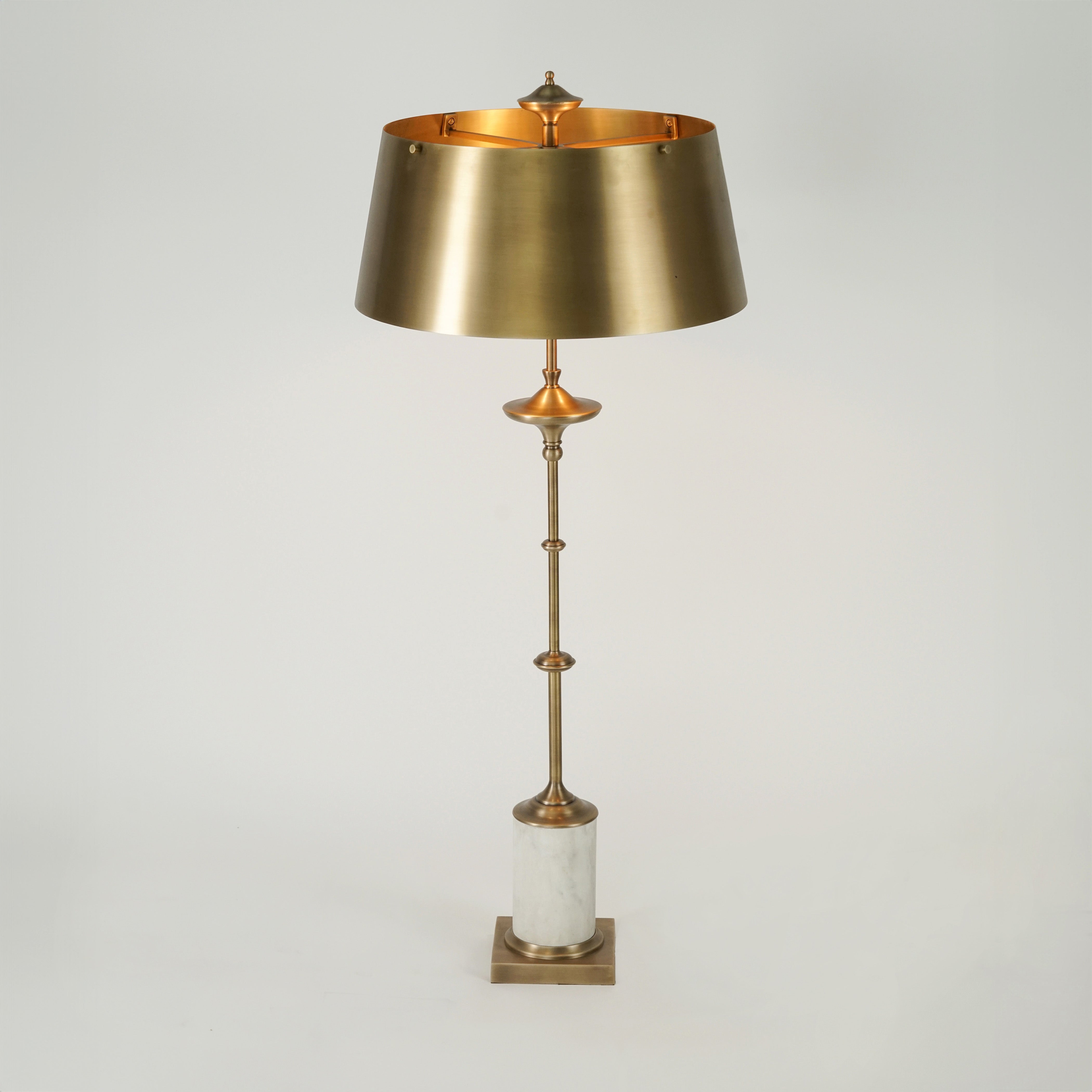 EnchantShine Brass Table Lamp - Hues & Havens