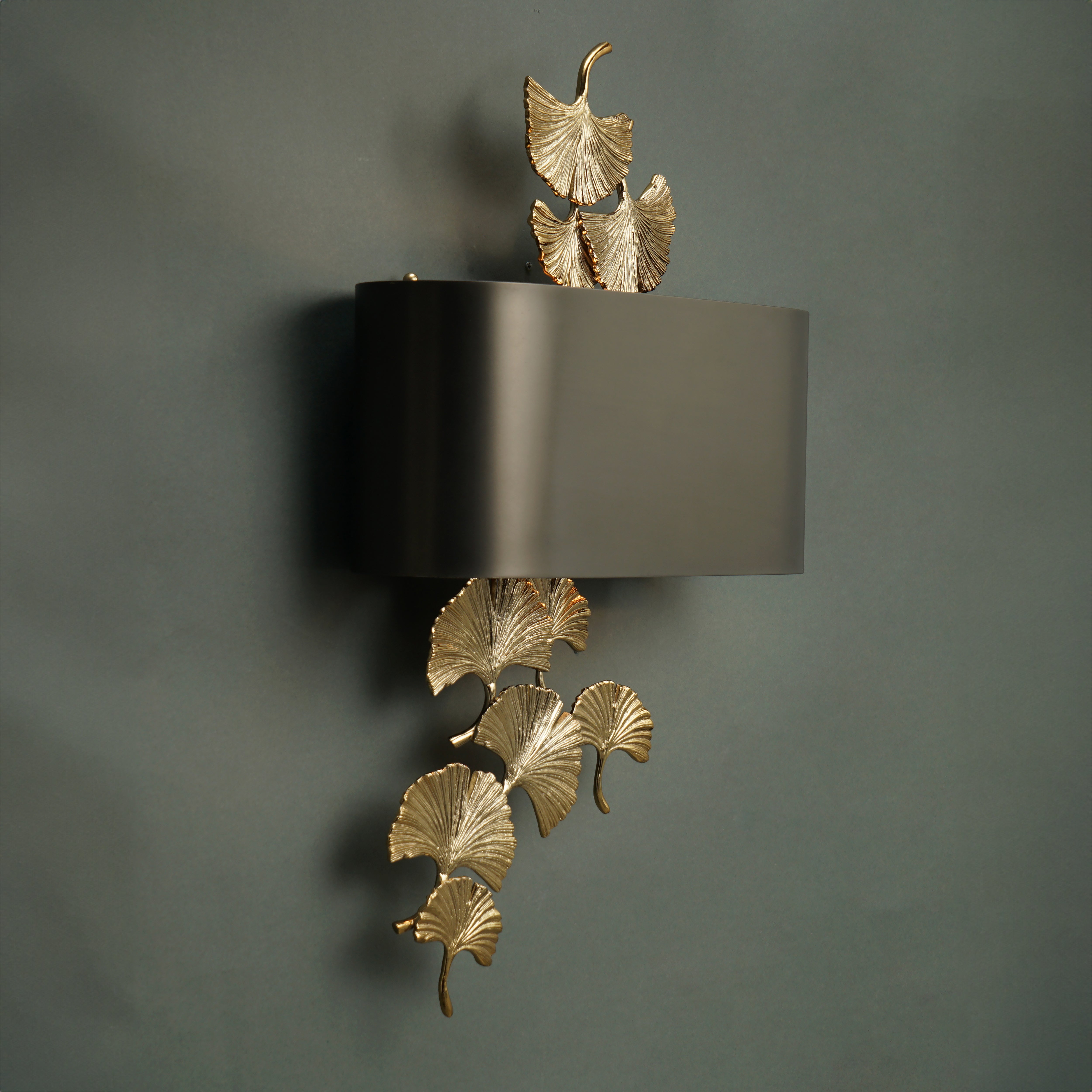 Leafy Splendor Wall Sconce - Hues & Havens